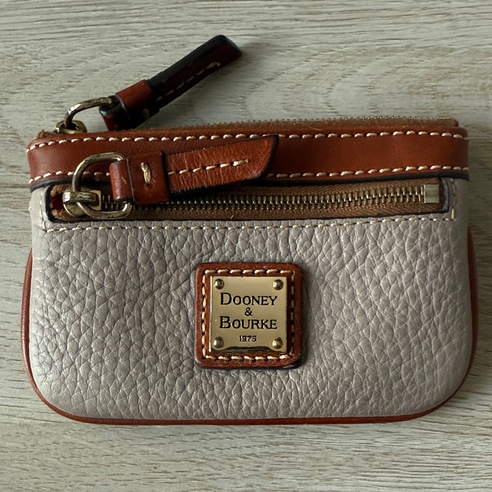 Dooney & Bourke Tan and Cream Leather Wristlet
